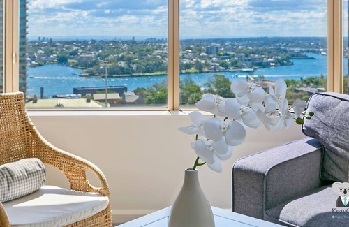 The Rocks Apartment | KOZYGURU | The Rocks | Harbour Bridge View | 1 BED APT | Swimming Pool | NTR098