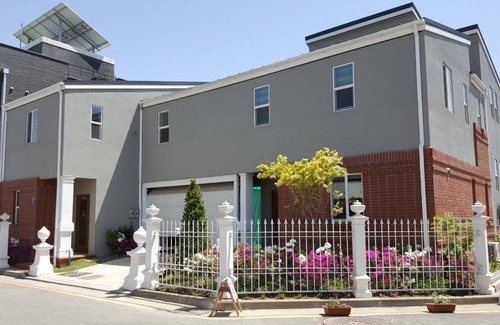 Seo-gu Bed & Breakfast | Bed and breakfast ∙ 4 guests