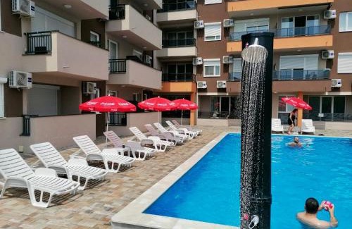 Veliko Gradiste Apartment | Kristi Lux NEW 1-bedroom apartment with Pool, Balcony and FREE Parking