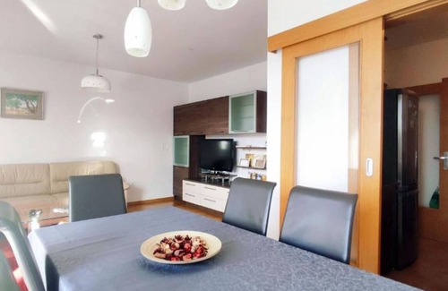Zagreb Apartment | Kruge Luxury - Three Bedroom Apartment with Balcony