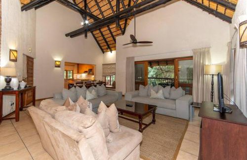 Hazyview Apartment | Kruger Park Lodge Unit No. 254