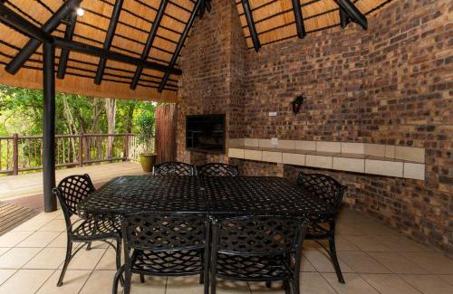 Hazyview Ski Chalet | Kruger Park Lodge Unit No. 216
