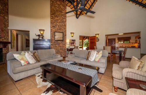 Hazyview Ski Chalet | Kruger Park Lodge Unit No. 246