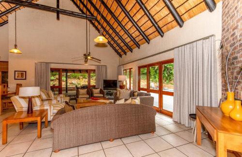 Hazyview Apartment | Kruger Park Lodge Unit No 441 with Private Pool - MAX 4 ADULTS