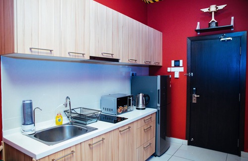 Taman Century Apartment | KSL Studio Homestay by Immaculate