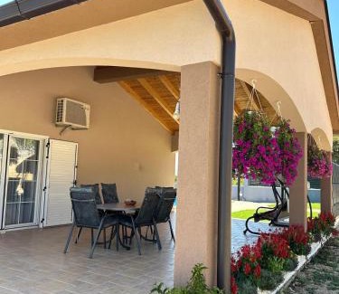 Citluk House | Kuća za odmor 'ANA'