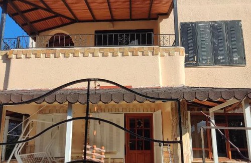 Kadıkalesi Mh. Villa | Kuşadası Müstakil villa 4+1