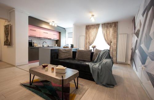 Tractorul Apartment | Kubiq Apartment by Coresi