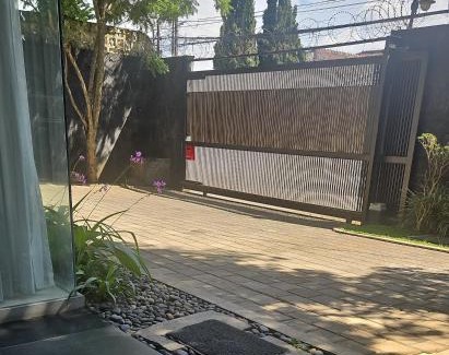 Pemogan House | Kubu mawar residence