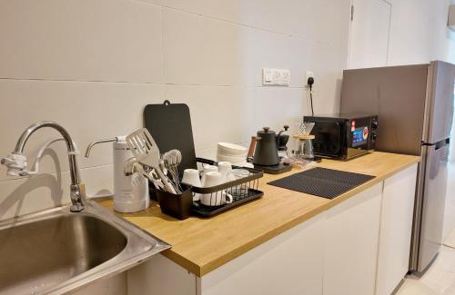 Kuching Apartment | Kuching City Riverine Diamond by Bed and Brew Staycation
