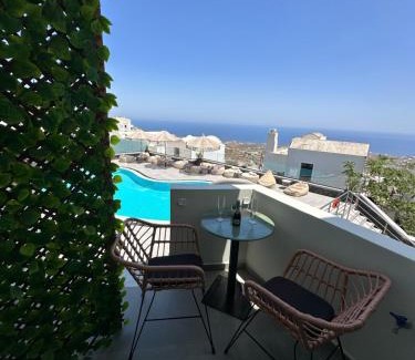 Fira Apartment | Kudos Suites Firostefani
