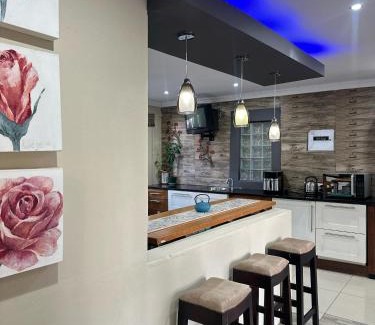 Merrivale House | Kulungile Guest House