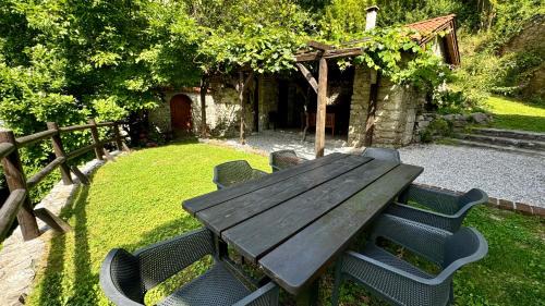 Tolmin House | Kuninez, Holiday Home With Summer Kitchen