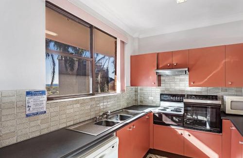 Nelson Bay Apartment | Kurranulla Unit 5 15 Weatherly Close