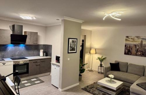 Nieder-Morlen Apartment | Kurstadt Apt Moderne 2ZKB Balkon-PKW- Stellplatz Check-in 7-24 h