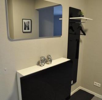 Nieder-Morlen Apartment | Kurstadt Apt Moderne 2ZKB Balkon-PKW- Stellplatz Check-in 7-24 h