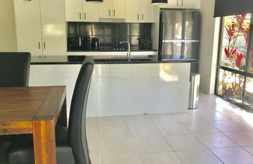 Bonnie Doon House | Kuyu Kuyu House Cooya Beach
