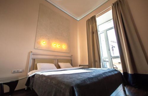 Kyiv Apartment | Kyiv Rouge Apartment