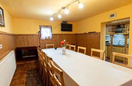 Feliceni Bed & Breakfast | Lázár Panzió és Vendégház