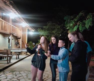 Quan Ba House | Lý Đành Homestay