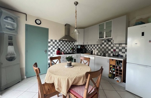 Gouville-sur-Mer House | L'écrin salin family home