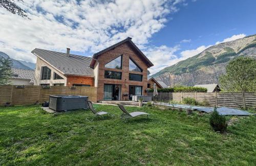 Le Bourg-d'Oisans Ski Chalet | L'étoile des Glaciers - Jacuzzi - Piscine - Hammam - ALPES HUEZ