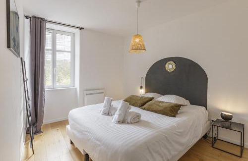 Deux Croix-Banchais Apartment | L'AGATE - Wifi - Centre-ville