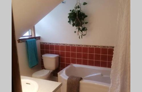 Waterloo Apartment | L'Alcôve des Céramistes