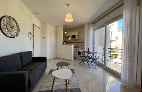 Le Mans Apartment | L'Aliénor - Parking - 2p - Rêve au Mans
