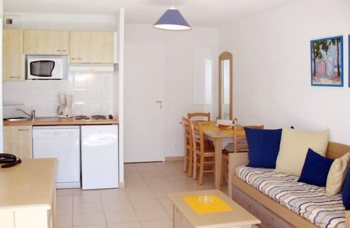 Ondres Apartment | L'Allée des Dunes by Interhome