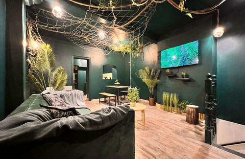 Boulogne-Centre Apartment | L'Amazonia - Private spa