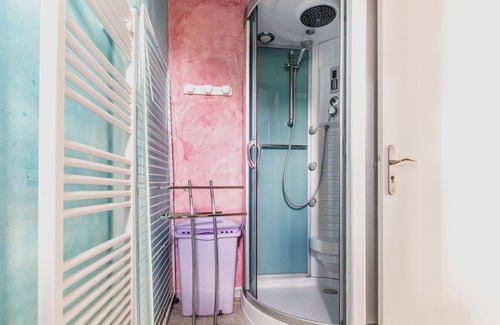 Sainte-Mere-Eglise House | L'ancienne Forgerie - Three Bedroom House, Sleeps 6
