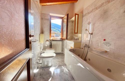 Berzo Demo Apartment | L' Angolo Di Pace