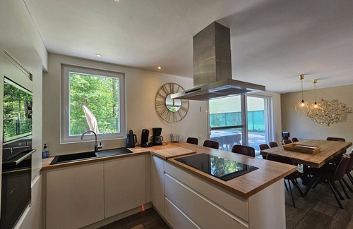 Barvaux House | L'Antre Nous – Holiday Home with Sauna & Nordic Hot Tub, Just Steps from Durbuy