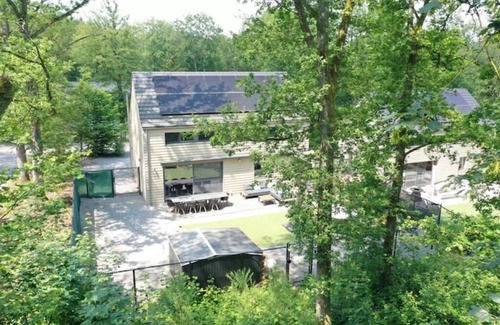 Barvaux House | L'Antre Nous – Holiday Home with Sauna & Nordic Hot Tub, Just Steps from Durbuy