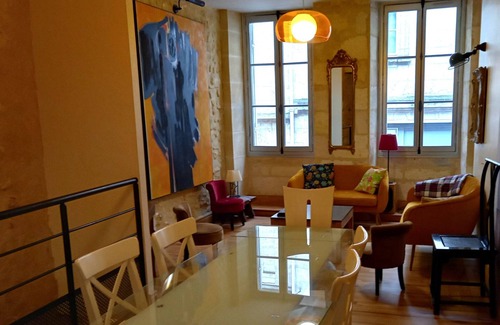 Hotel de Ville - Quinconces Apartment | L'Appart du Vieux Marché