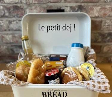 Saint-Honore - Jeanne d'Arc Apartment | L' Appart' , tendance et épuré avec bel extérieur, proche du centre