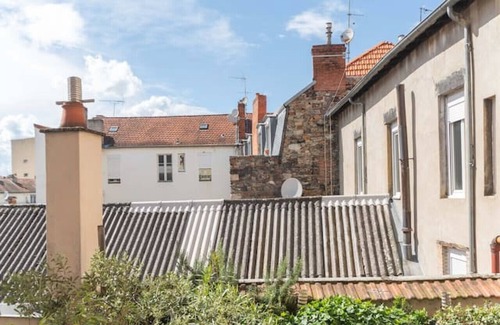 Cœur de Ville Apartment | L'Aromate - 4 place de la Gare - Vichy