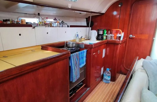 Gourbeyre Boat Rental | L'ASTRE