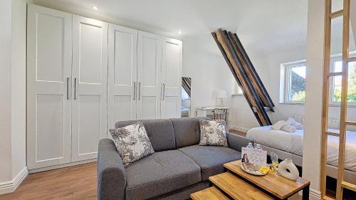 Moulins Apartment | L'Eiffel entre centre-ville et parc Moulins Expo, avec services premium by PRIMO C0NCIERGERIE