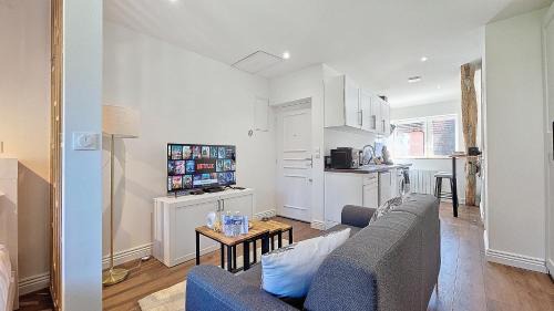 Moulins Apartment | L'Eiffel entre centre-ville et parc Moulins Expo, avec services premium by PRIMO C0NCIERGERIE