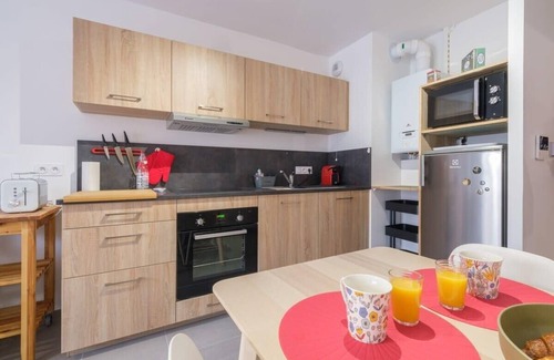 Annecy Apartment | L'Enecy Charming apartment downtown Annecy with garage