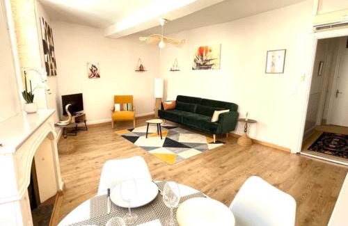 Auch Apartment | L'Erable - Calme en Plein centre - 1er étage
