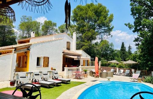 Draguignan Bed & Breakfast | L'escale chambres d'hôtes et gîte