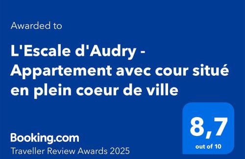 Rochefort Apartment | L'Escale d'Audry - Appartement sur cour situé en plein coeur de ville