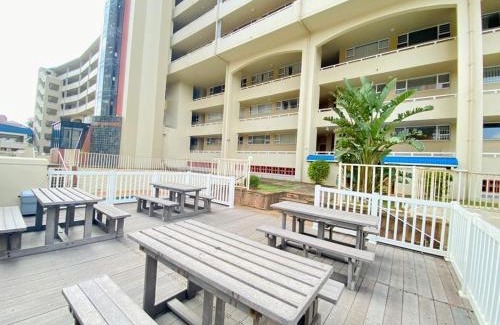 Kingsborough Apartment | L'Escalier Cabanas, 7 Beach Road, Amanzimtoti