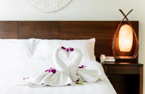 Sa Khu Resort | L'esprit De Naiyang Beach Resort - SHA Extra Plus