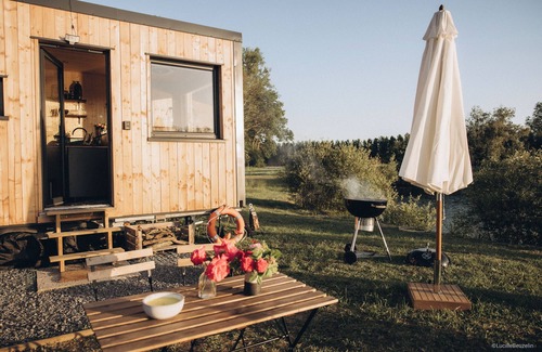 Villeneuve-la-Guyard Cabin | L'Etang des P'tits Plaisirs - Nature refuge