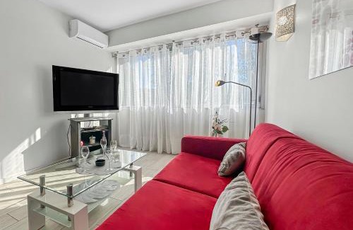 La Croix des Gardes Apartment | L'Etoile de Cannes