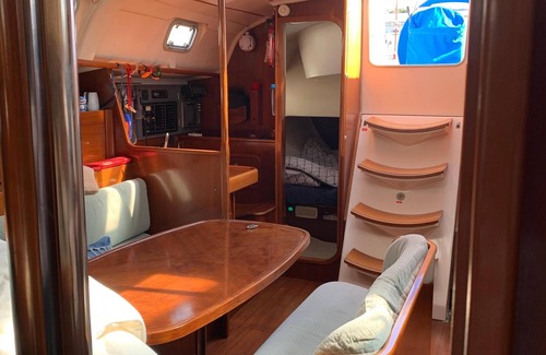 Cannes Old Town Boat Rental | L'Horizon Doré - a stone's throw from the Croisette